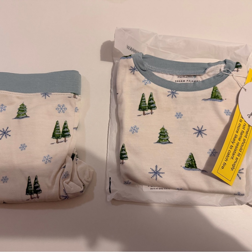 (2 for $45) 4T Bamboo Winter Scene Pajamas Dreamland Baby